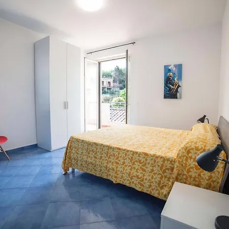 La Tartarughina Apartment *